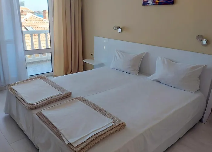 Exotic Casa de hóspedes 3*