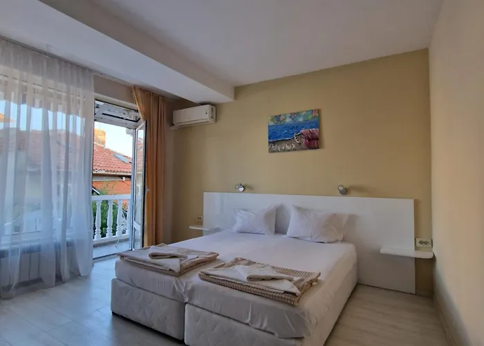 Exotic Casa de hóspedes 3*